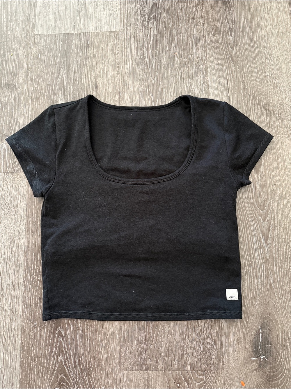 Vuori Halo crop top, size small - Picture 3 of 5